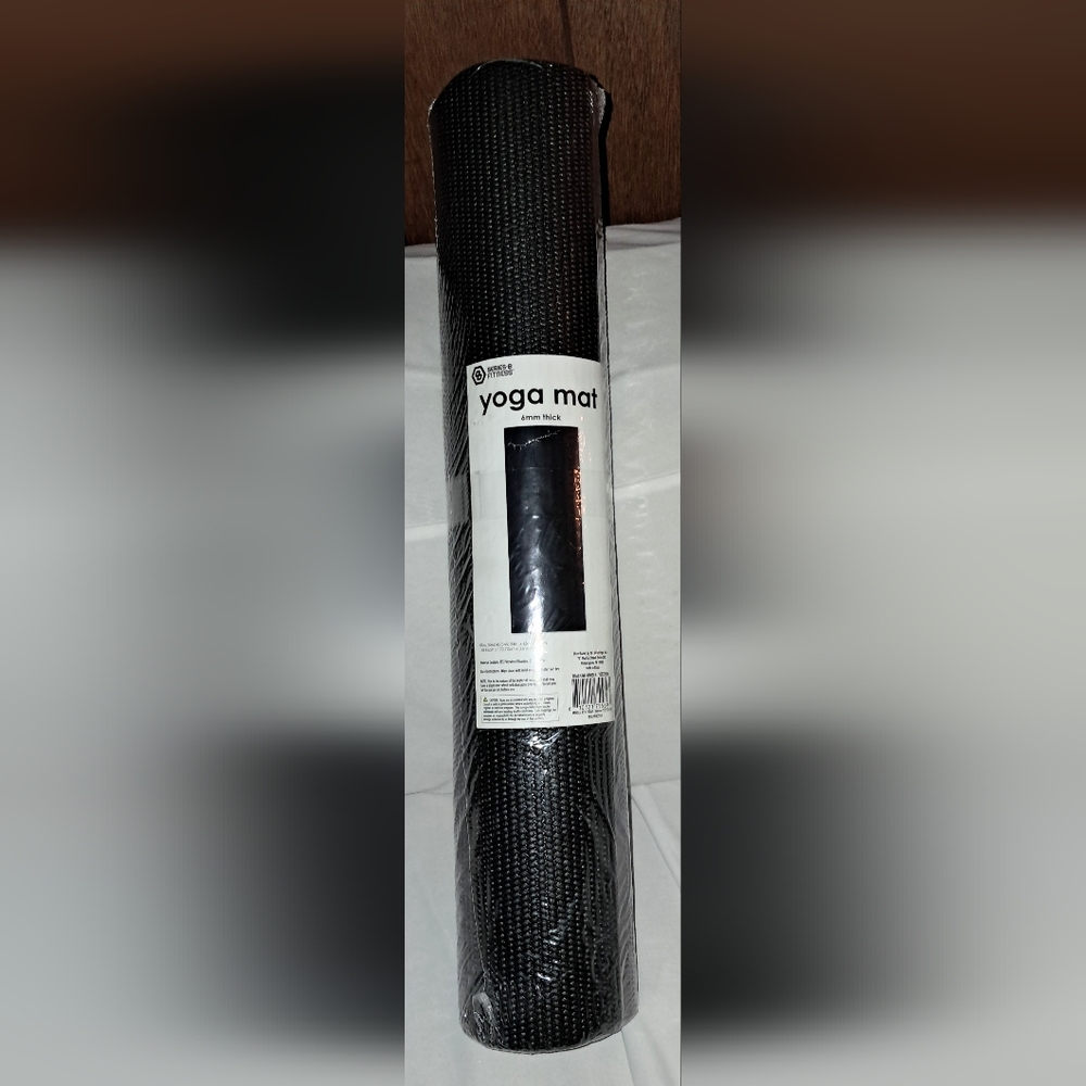 YOGA MAT 24" x 68" x 0.2" black NIP